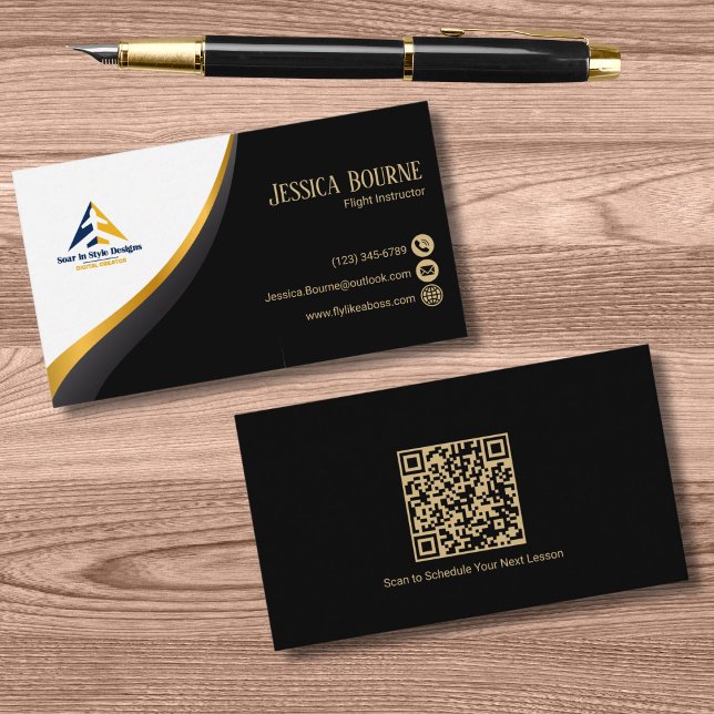 Tarjeta De Visita Professional QR Code Elegant Black Gold Pilot (Subido por el creador)