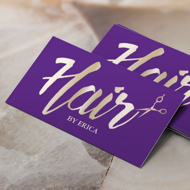 Tarjeta De Visita Purple Hair Stylist Gold Script Salón moderno (Subido por el creador)
