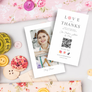 Tarjeta De Visita QR Baby Pink Button Love & Thanks Photo Supporting
