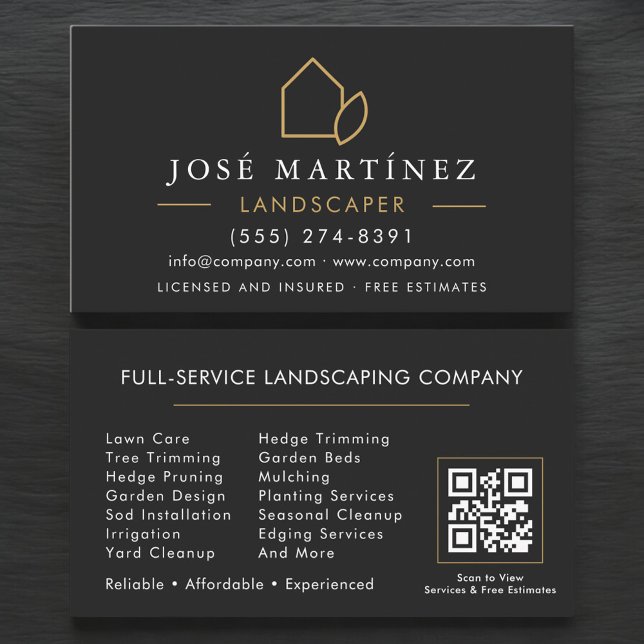 Tarjeta De Visita QR Code Landscaper Lawn Service Black & Gold (Subido por el creador)