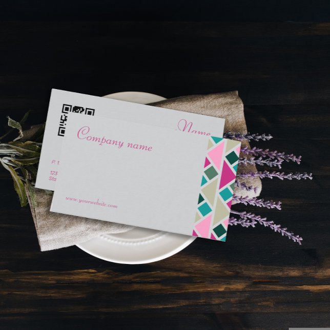 Tarjeta de visita QR gris de fuchsia turquesa tria (Modern minimalist abstract geometric business card featuring a fuchsia and turquoise color scheme.)