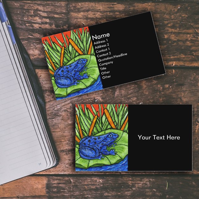 Tarjeta De Visita Rana azul profunda vibrante en Lily Pad (Vibrant blue frog with spots on green lily pad in water reed plants on black business cards.)