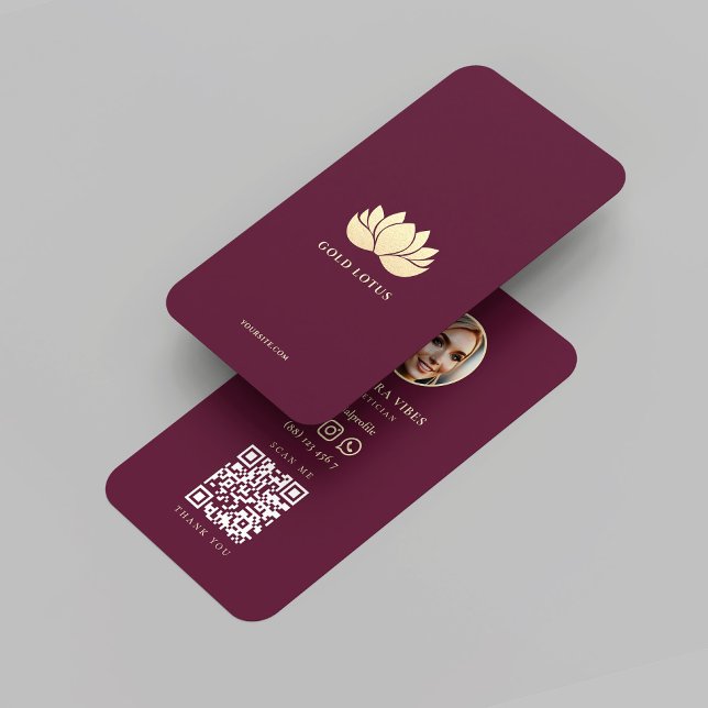 Tarjeta De Visita Red Maroon Elegant Gold Lotus Wellness Spa (Red Maroon Elegant Gold Lotus Wellness Spa Business Card
)