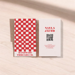 Tarjeta De Visita Rojo Pink Checkerboard Patrón QR Código hecho a ma