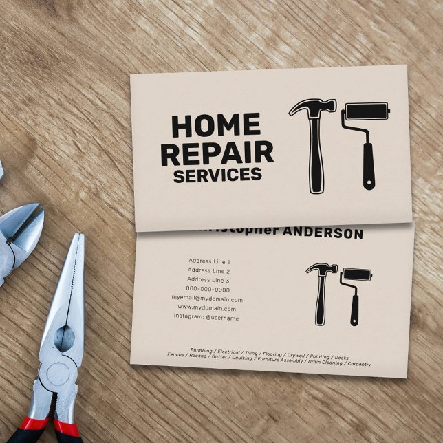 Tarjeta De Visita Rollo de martillo y pintura - Servicios de reparac (Hammer & Paint Roller - Home Repair Services Business Card)