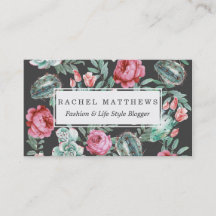 Rosas rosados y modelo suculento del cactus en