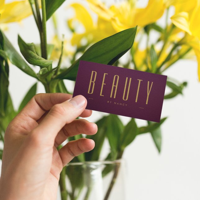 Tarjeta De Visita Salón De Belleza Borgoña Y Dorado Simple (Subido por el creador)