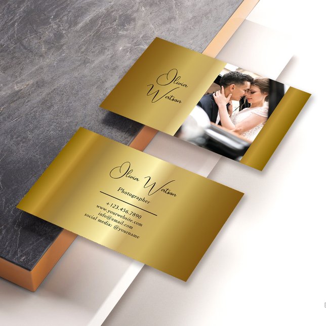 Tarjeta De Visita Script Moderno Gold Fotógrafo Profesional (Subido por el creador)