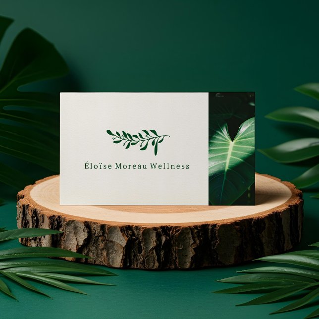 Tarjeta De Visita Sencilla y moderna Hoja Verde Botánica Spa Wellnes (Simple Modern Green Leaf Botanical Spa Wellness Business Card (Front))