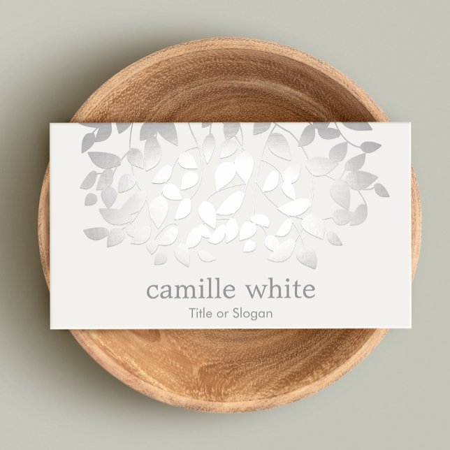 Tarjeta De Visita Sencillo elegante Faux Silver Leaves Spa (Subido por el creador)