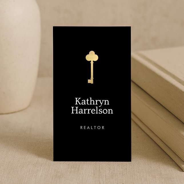 Tarjeta De Visita Sencillo Faux Gold Key Realator Logo Black (Subido por el creador)