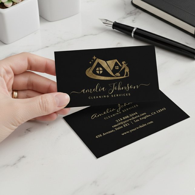 Tarjeta De Visita Servicio de limpieza del hogar con brillo de oro n (Subido por el creador)