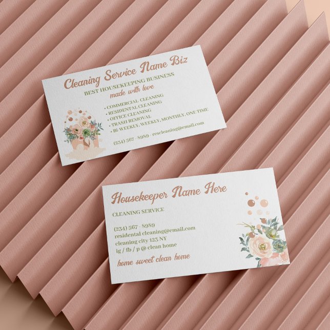 Tarjeta De Visita Servicio de limpieza Rubor Pink Floral Janitorial (Cleaning Service Blush Pink Floral Janitorial Business Card)