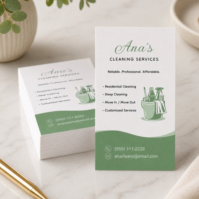 Tarjeta De Visita Servicios de Limpieza de Casas Verde (House Cleaning Services Neutral Green Business Card)
