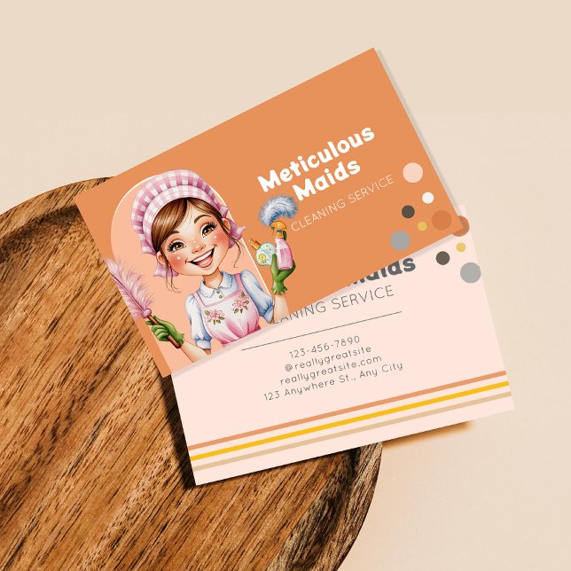 Tarjeta De Visita Servicios de tintorería con doncella Personalizado (Subido por el creador)