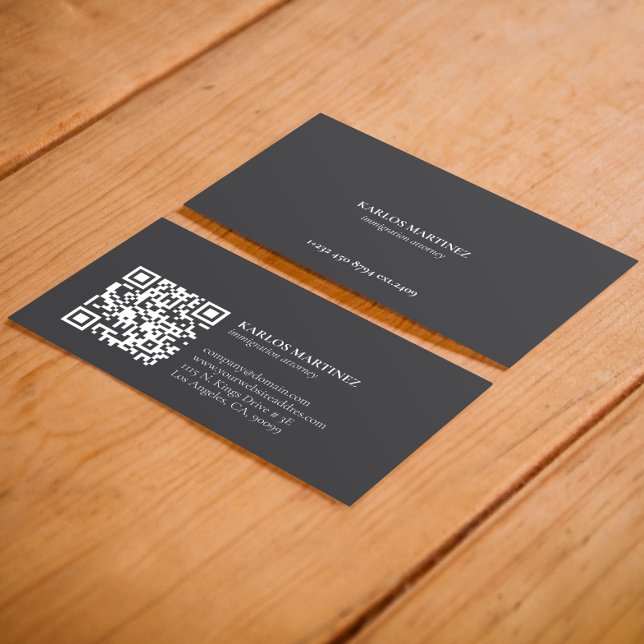 Tarjeta De Visita Simple Gray & White Immigration Attorney QR code (Subido por el creador)
