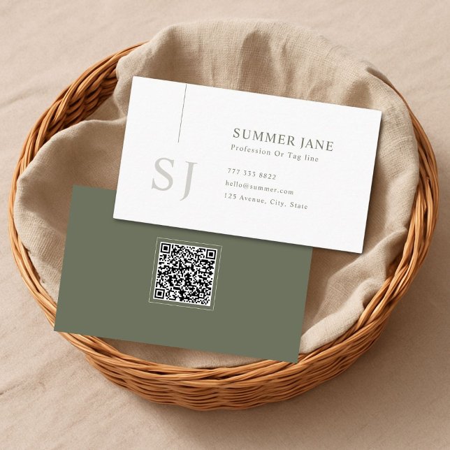 Tarjeta De Visita Simple Modern Minimalist Sage Green QR Code  (Subido por el creador)