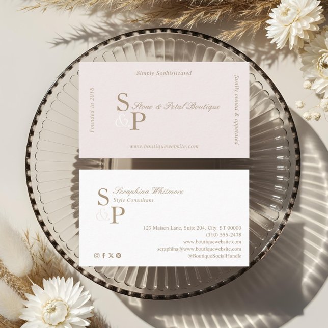 Tarjeta De Visita Sleek Chic Minimal Elegant Boutique Monogram Logo (Sleek Chic Minimal Elegant Boutique Monogram Logo Business Card)
