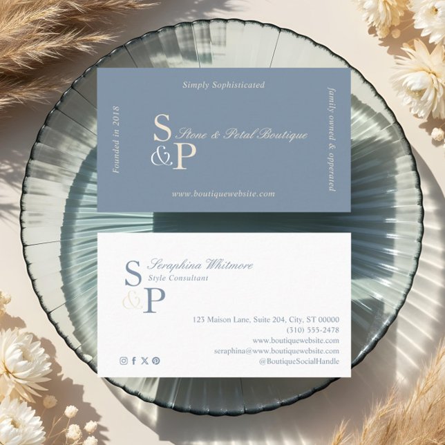 Tarjeta De Visita Sleek Chic Minimal Elegant Boutique Monogram Logo (Sleek Chic Minimal Elegant Boutique Monogram Logo Business Card)