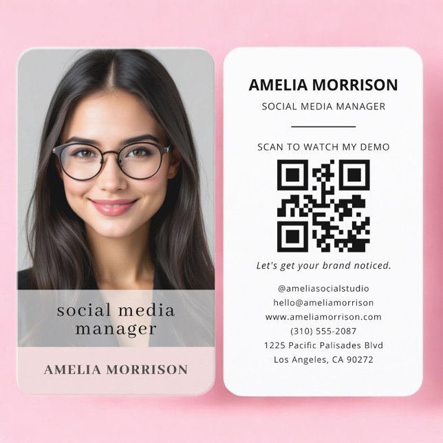 Tarjeta De Visita Social Media Manager Blush Pink QR Code Photo  (Subido por el creador)