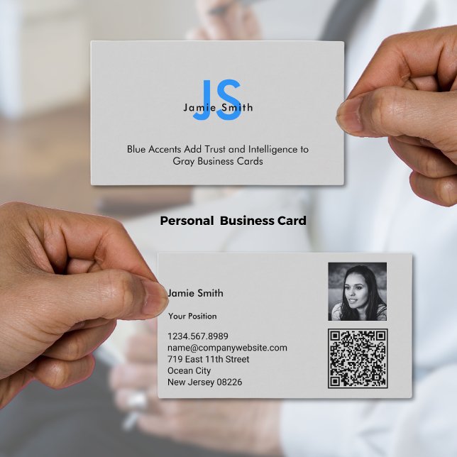 Tarjeta De Visita Sofisticadas Iniciales Azules Código QR Negro y Gr (Sophisticated Blue Initials QR-code Black & Gray Business Card)
