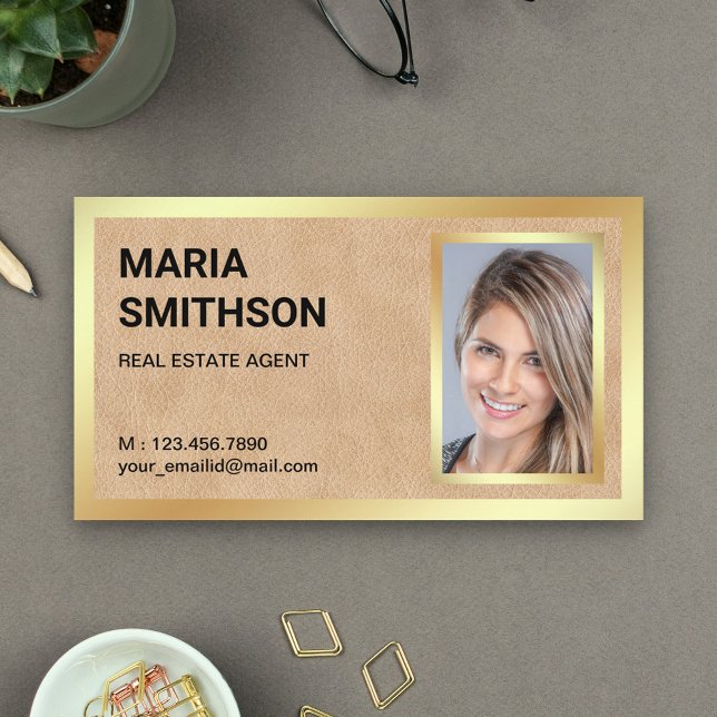 Tarjeta De Visita Tan Leather Relieve metalizado dorado Real Estate  (Subido por el creador)