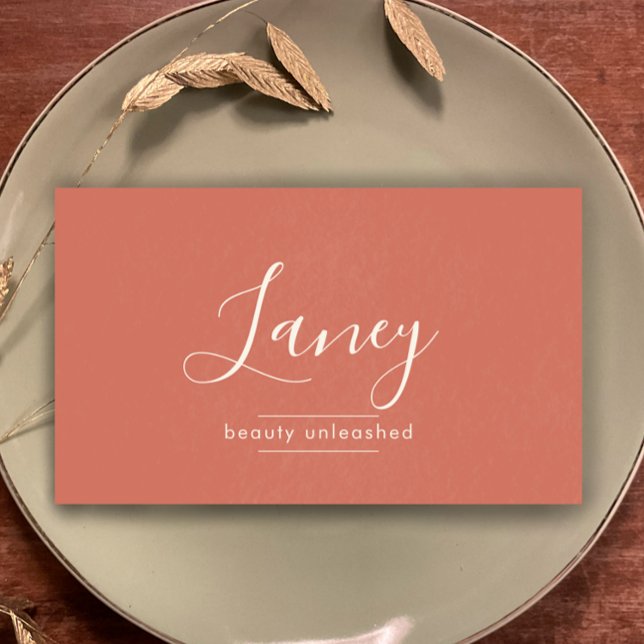 Tarjeta De Visita Terracotta Simple Boho Código QR Belleza Profesion (Personalize this elegant script textured terracotta professional business card template.)