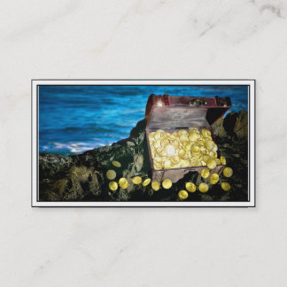 Tarjeta De Visita Treasure Chest of Gold en las rocas