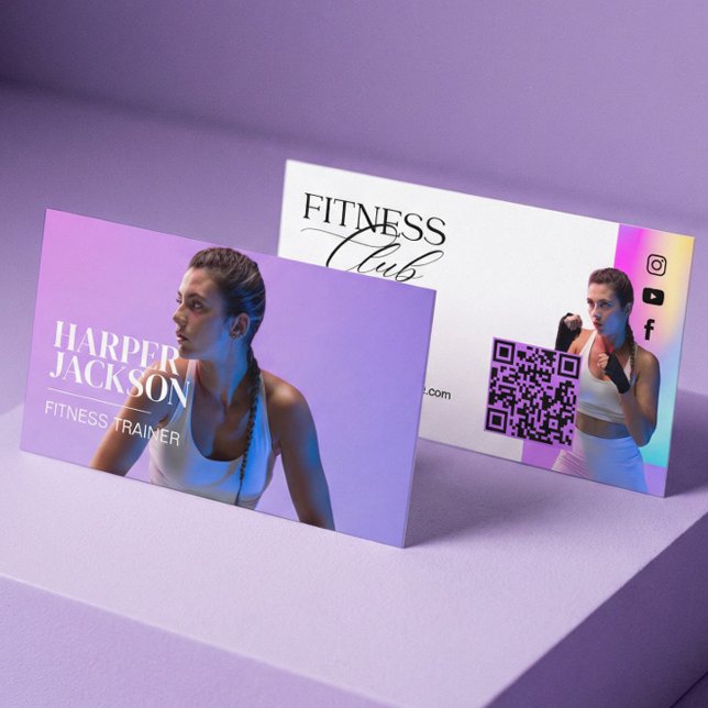 Tarjeta De Visita Trendy Retro Iridescent Fitness Influencer Photo (Trendy Retro Iridescent Fitness Influencer Photo Business Card)