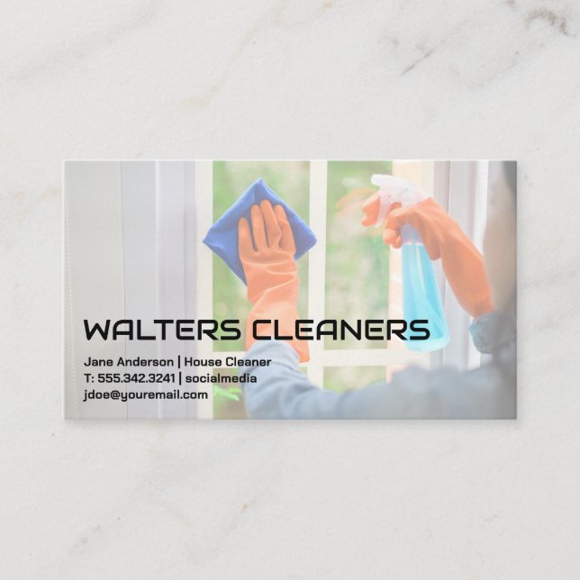 Tarjeta De Visita Woman Cleaning Window (Anverso)