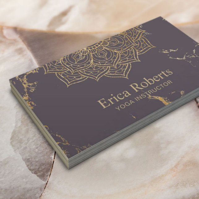 Tarjeta De Visita Yoga Gold Lotus Mandala Marble púrpura de moda (Subido por el creador)