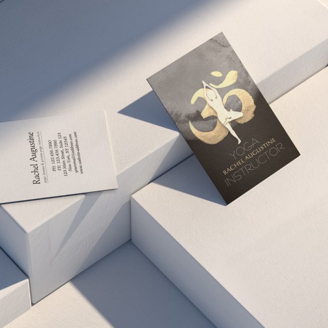 Tarjeta De Visita Yoga Meditación Pose Simbol OM Moderno Negro & Oro (Subido por el creador)