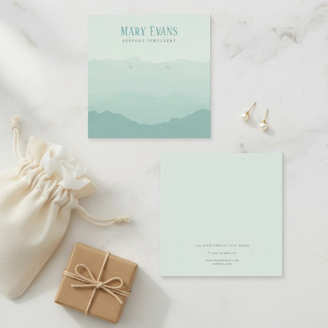 Tarjeta de visualización cuadrada de las montañas  (Green mountains earring square display card)