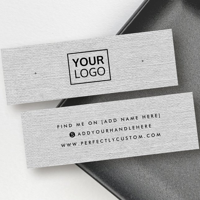 Tarjeta de visualización de trenzado de logotipo d (Light gray linen logo stud earring display card)