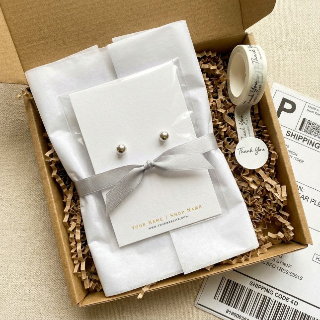 Tarjeta de visualización muy simple de los cojinet (Very Simple white and gold earring display card.)