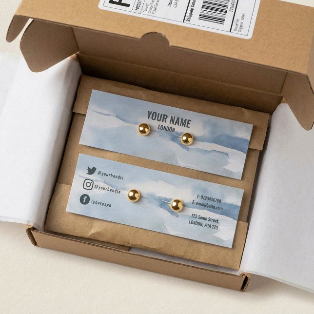 Tarjeta de visualización simple de la inclinación  (Simple watercolor earring display card.)