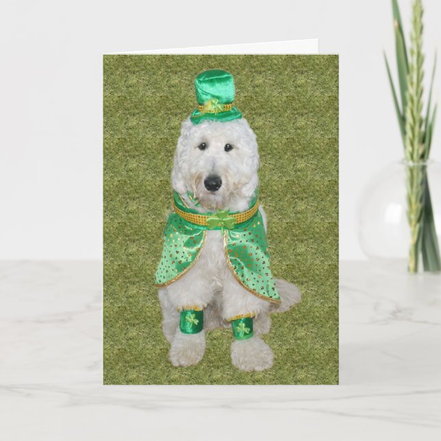 Tarjeta del día de Huey McGoldendoodle St Patrick (Anverso)