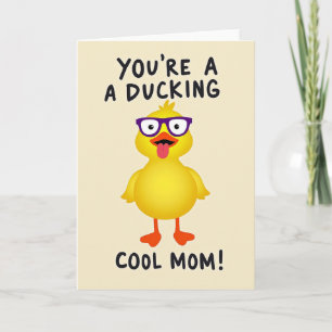 Tarjeta del Día de la Madre del Pollito con Gafas