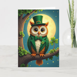 Tarjeta del día de San Patricio del búho afortunad