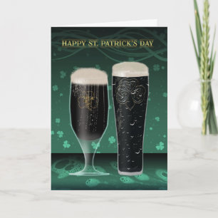 Tarjeta del día de St Patrick dos pintas de