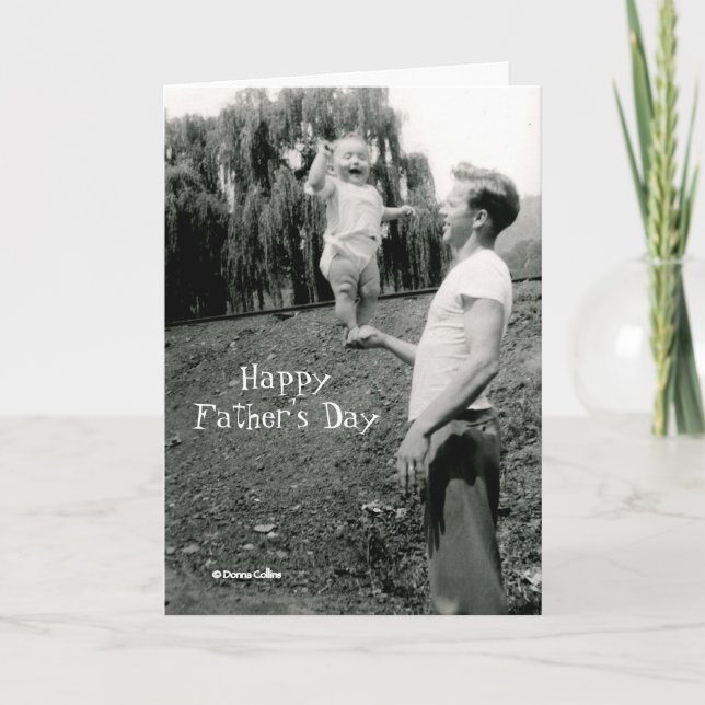 Tarjeta del día del padre con bebé equilibrador (Anverso)