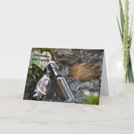 Tarjeta del día del padre con botellas de cerveza 