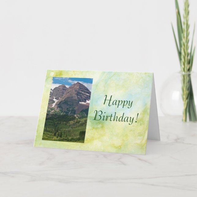Tarjeta del pico de montaña del feliz cumpleaños (Anverso)