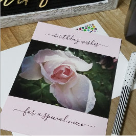Tarjeta Deseos de cumpleaños rosados para una sobrina espe