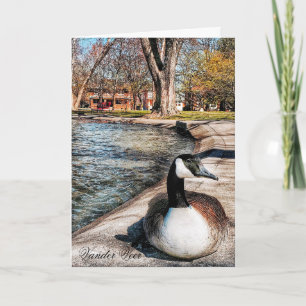 Tarjeta Deseos del cumpleaños y ciudades de un patio