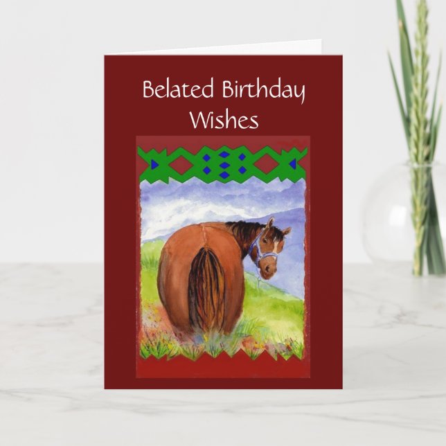 Tarjeta Deseos tardíos divertidos del cumpleaños, caballos (Anverso)