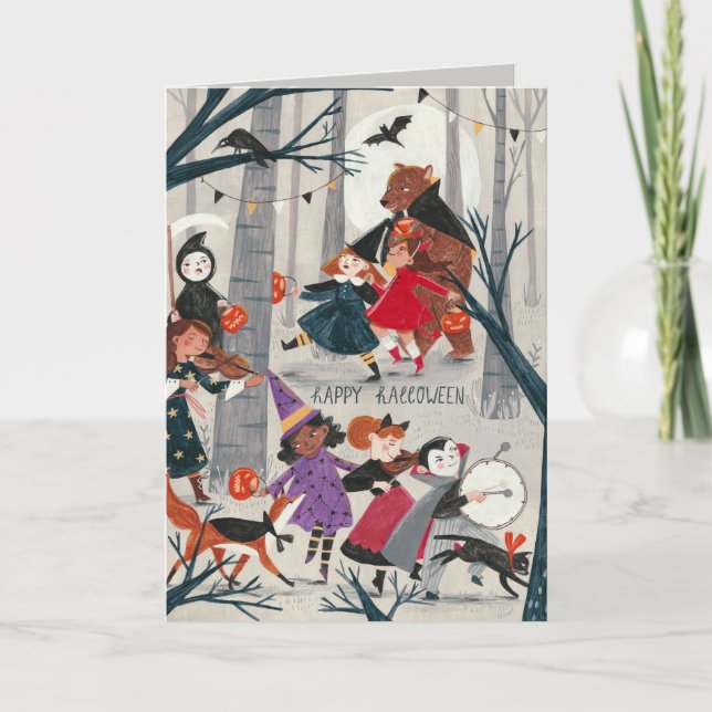 Tarjeta Desfile de disfraces negros y rojos de Halloween (Anverso)