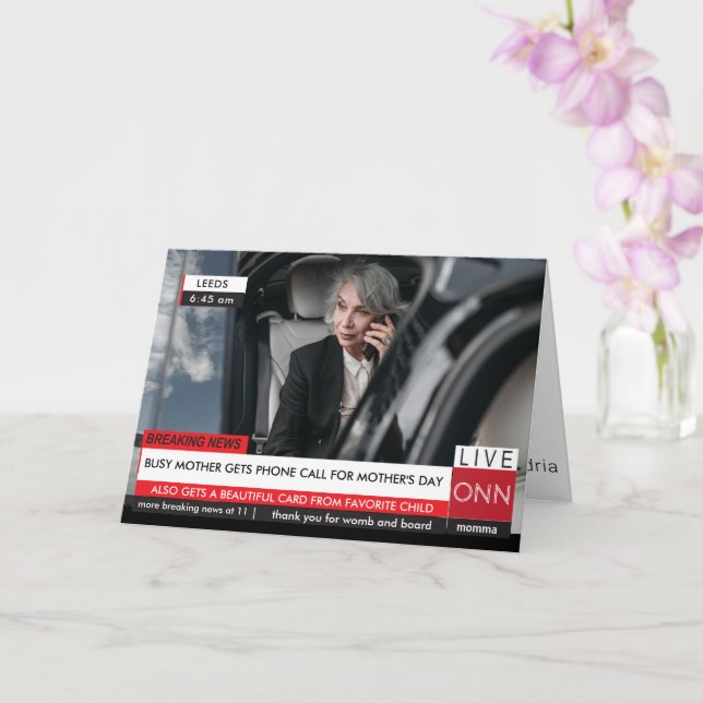 Tarjeta Día de la Madre Divertido Rompiendo noticias telev (Orquídea)