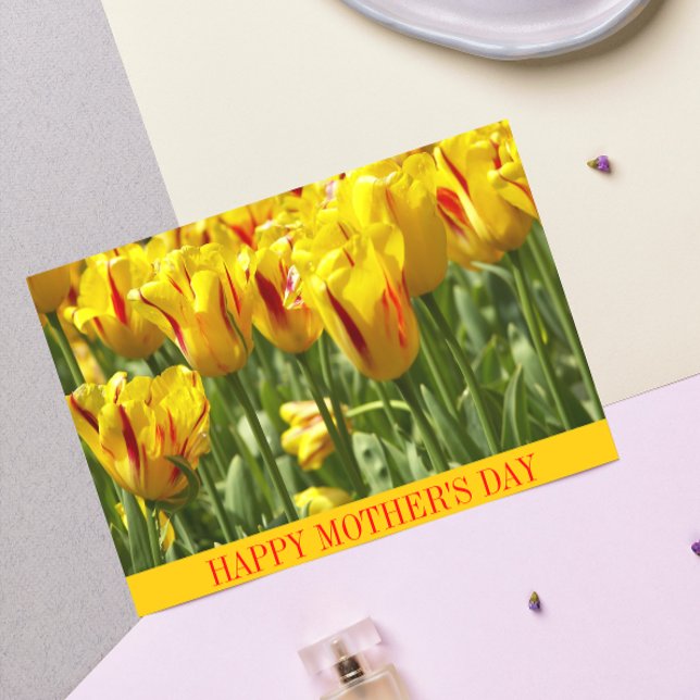 Tarjeta Día de la madre floral de tulipanes amarillos raya (In Situ)