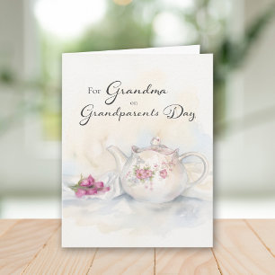 Tarjeta Día de los Abuelos para Abuela Tetera Floral Rosa